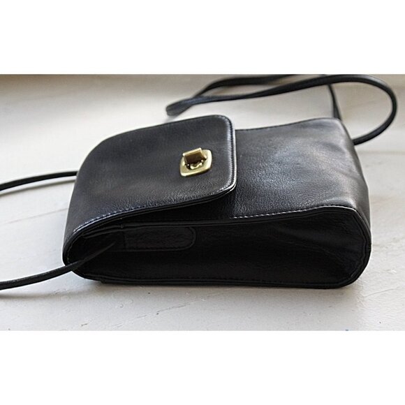 Nine West - Small Crossbody with Turn Lock Closure, Black - Picture 4 of 8